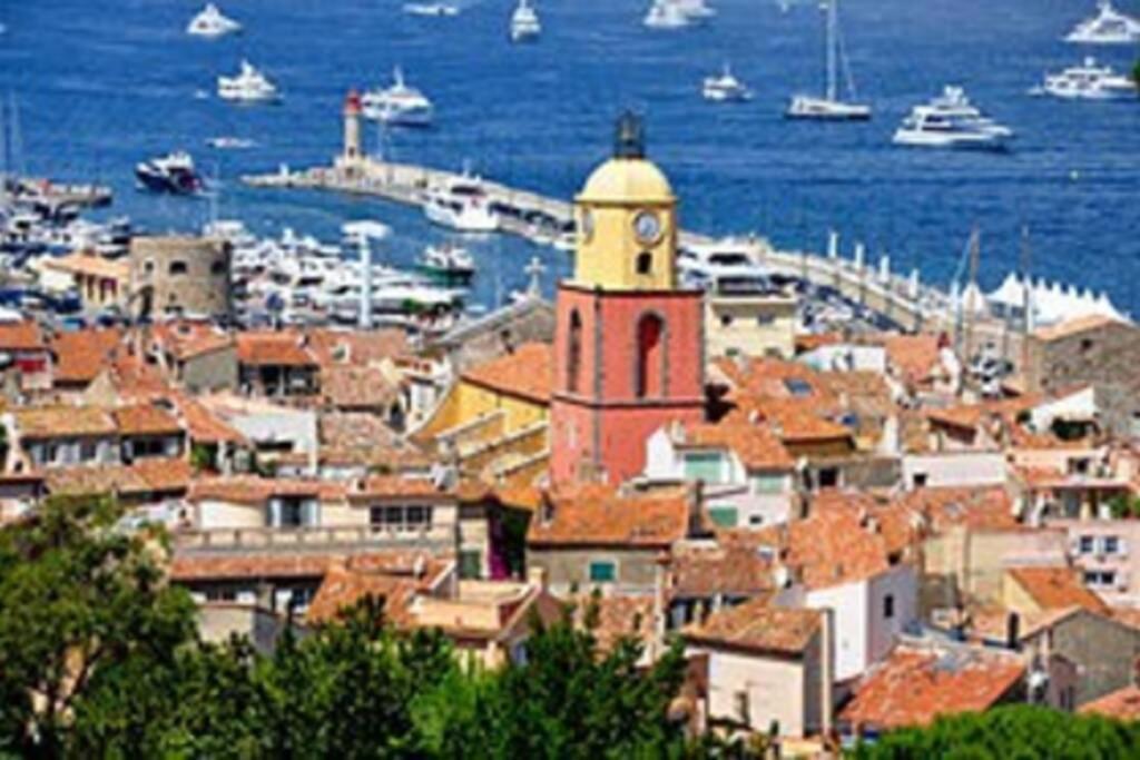Un Nid D'Amour En Provence A Deux Pas De La Mer Cogolin Bagian luar foto